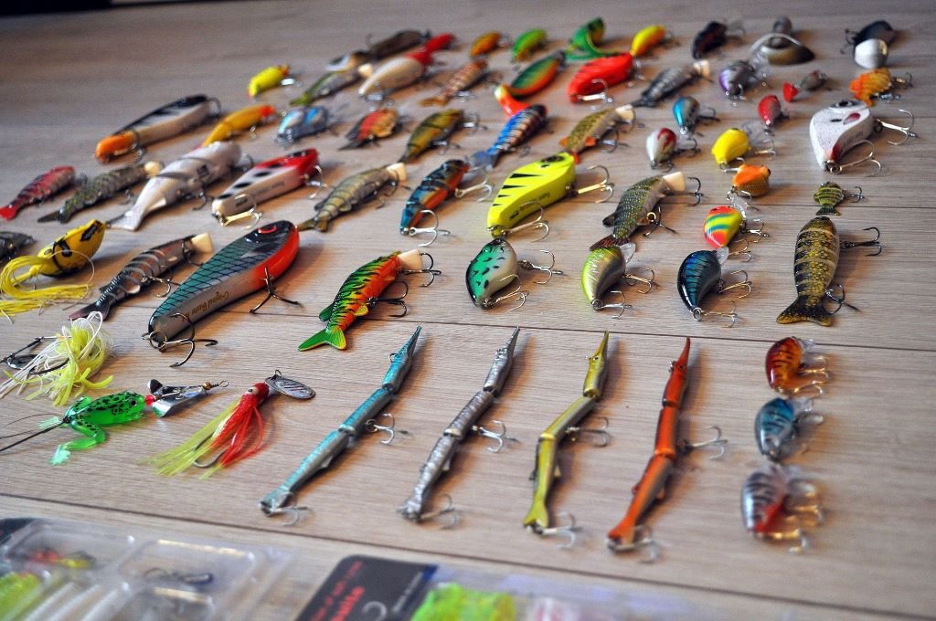 fishing lure manufacturer
